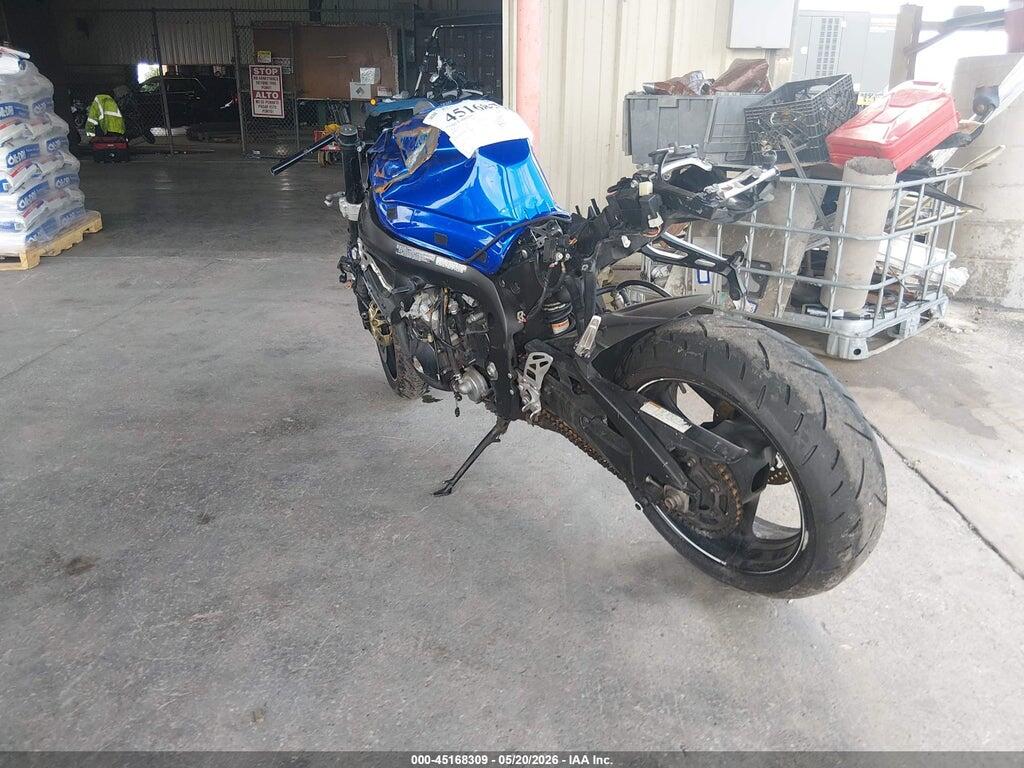 JS1GR7MA5E2100990 2014 SUZUKI GSX-R750 photo no. 3