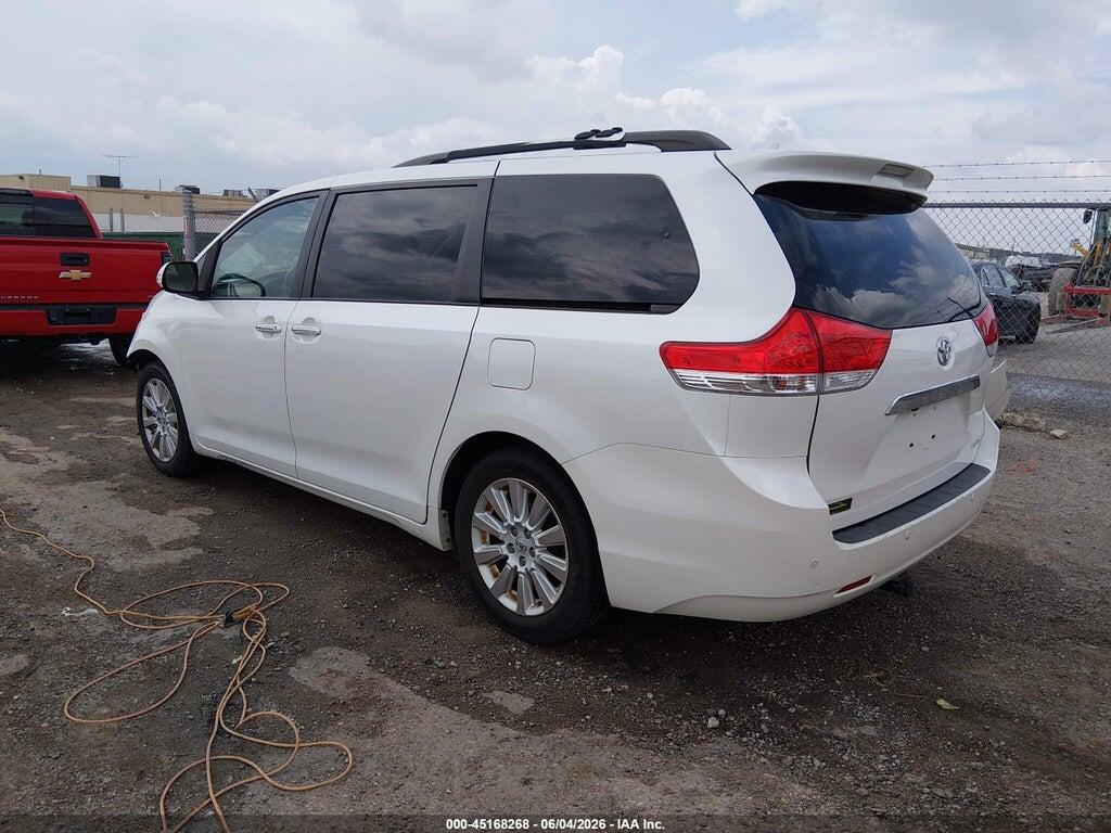 5TDYK3DC2DS338022 2013 TOYOTA SIENNA photo no. 3