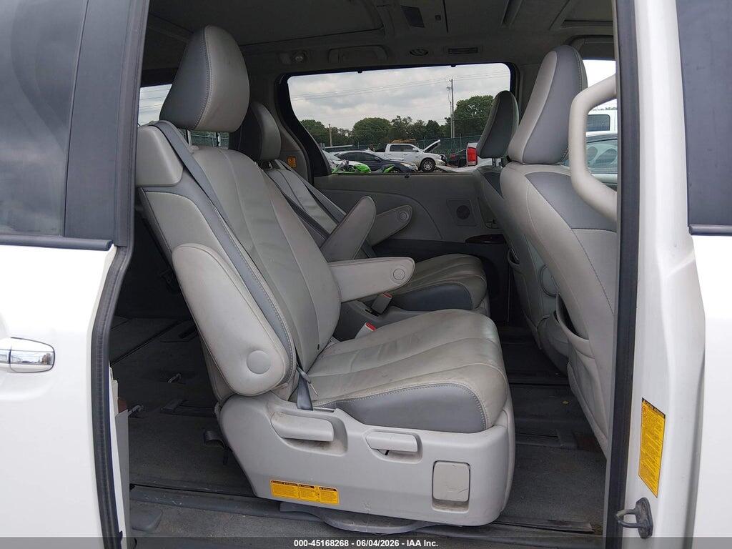 5TDYK3DC2DS338022 2013 TOYOTA SIENNA photo no. 8