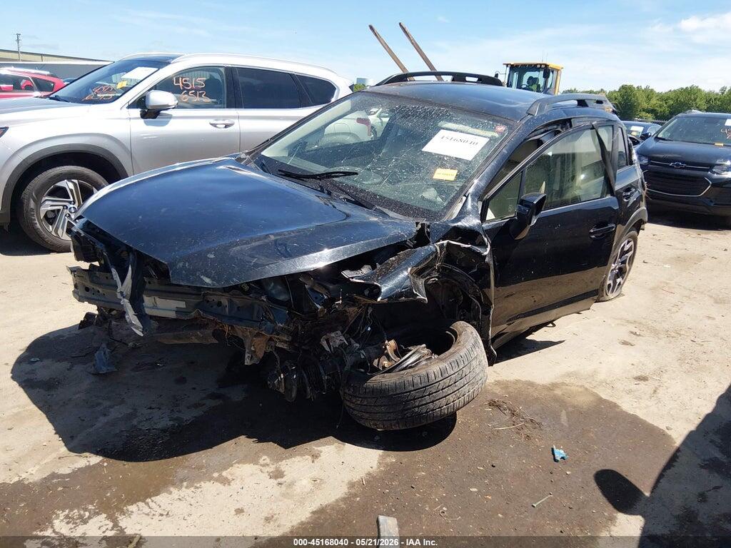 JF2GPALC5H8213403 2017 SUBARU CROSSTREK photo no. 2