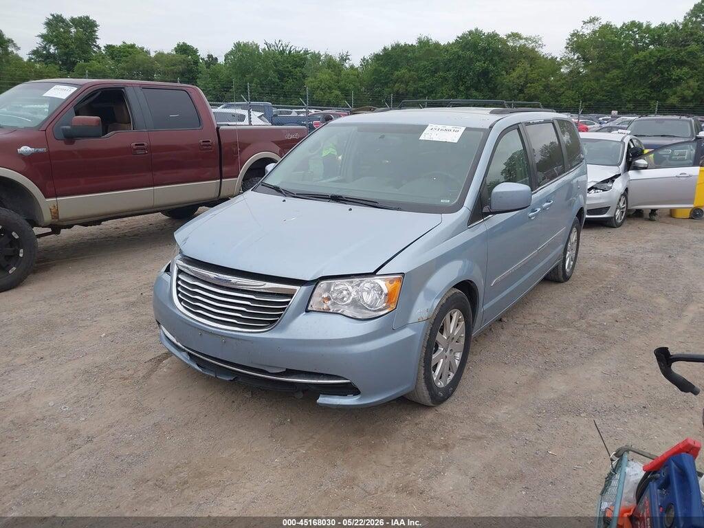 2C4RC1BG3DR669633 2013 CHRYSLER TOWN & COUNTRY photo no. 2