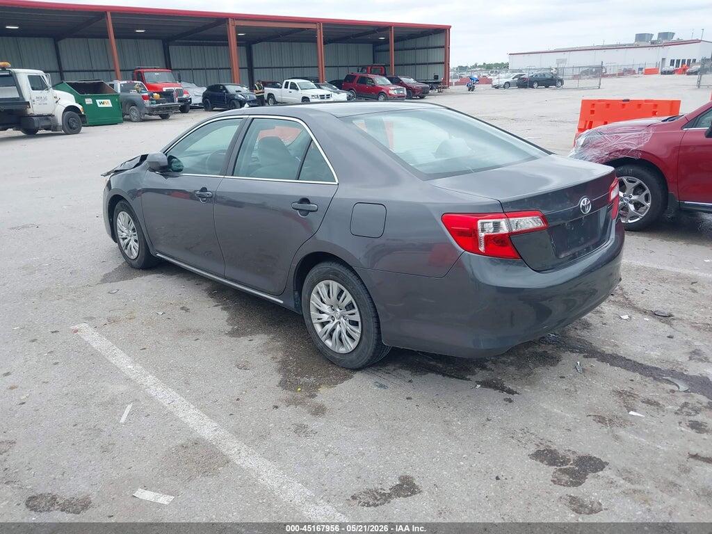 4T1BF1FK2EU468393 2014 TOYOTA CAMRY photo no. 3