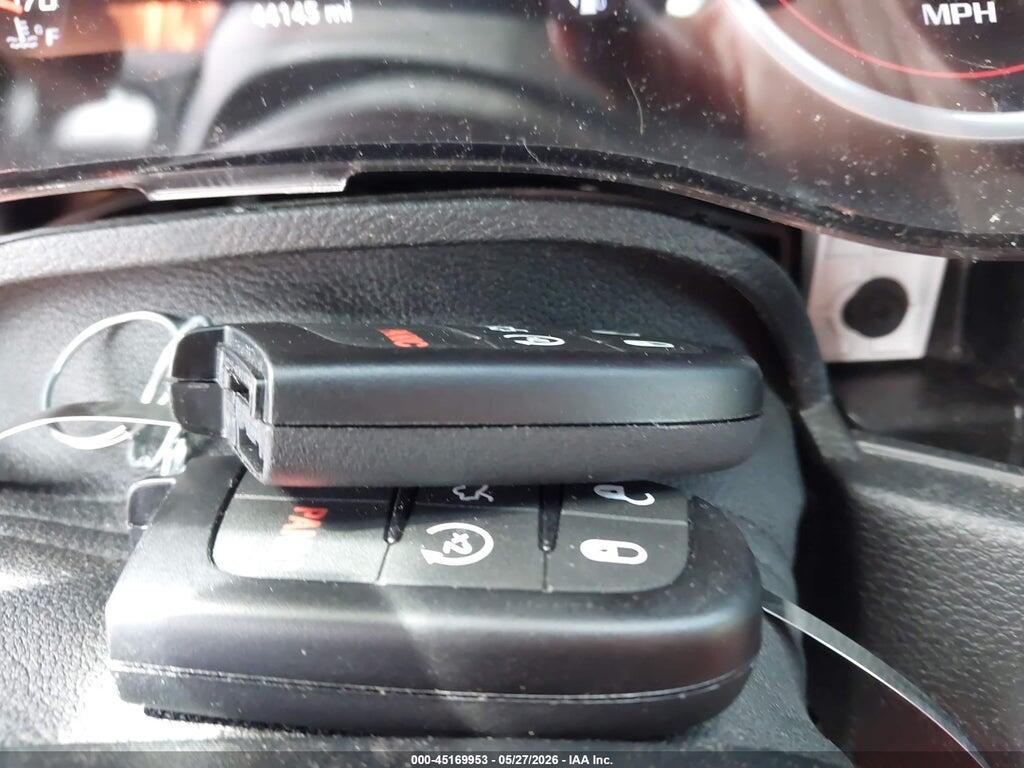 2C3CDZDJXFH706152 2015 DODGE CHALLENGER photo no. 11