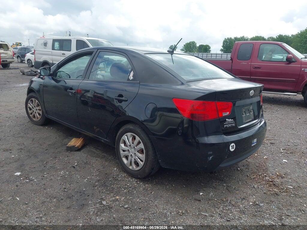 KNAFU4A2XA5829469 2010 KIA FORTE photo no. 3