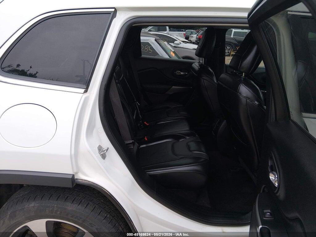 1C4PJMDX2KD197789 2019 JEEP CHEROKEE photo no. 8