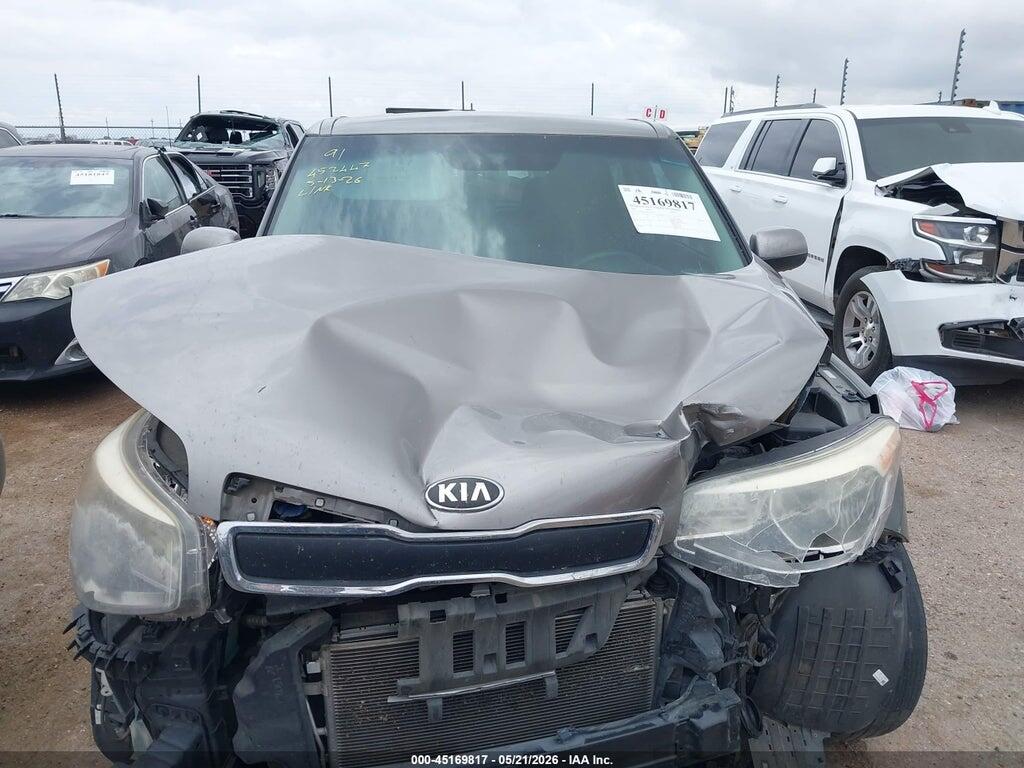 KNDJN2A25F7205055 2015 KIA SOUL photo no. 12