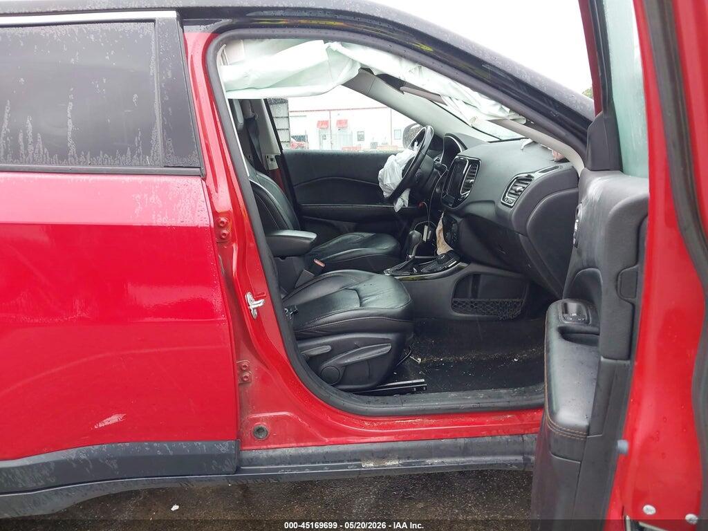3C4NJDCB1KT595356 2019 JEEP COMPASS photo no. 5