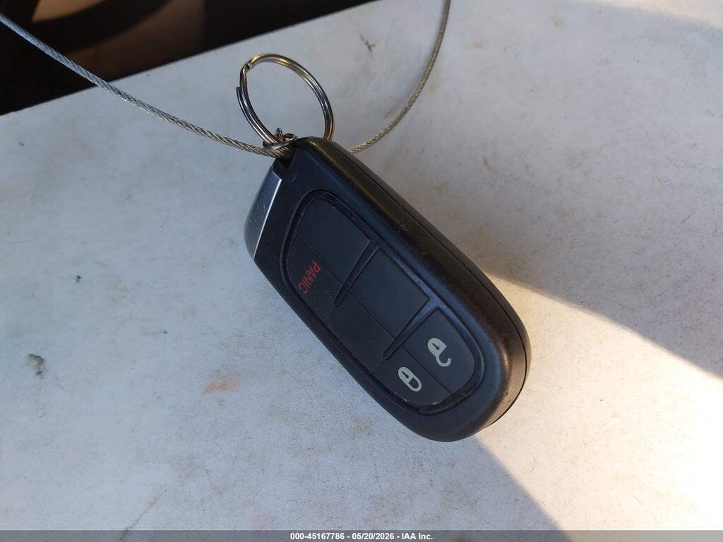 1C4PJMLB4KD182443 2019 JEEP CHEROKEE photo no. 11