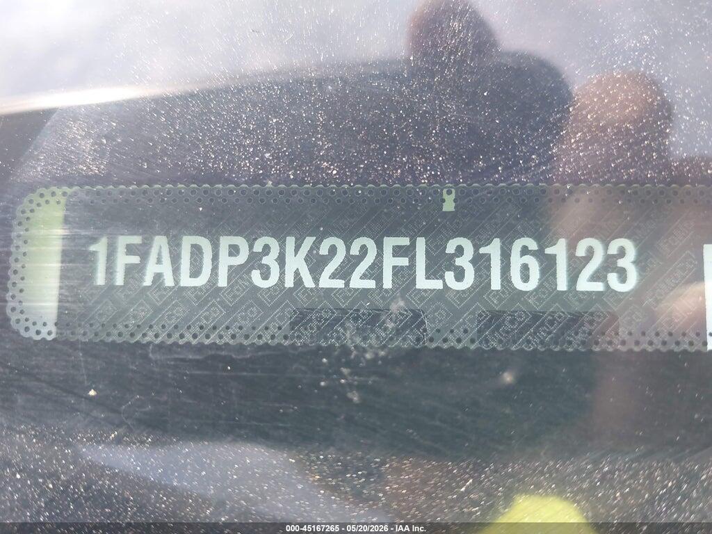 1FADP3K22FL316123 2015 FORD FOCUS photo no. 9