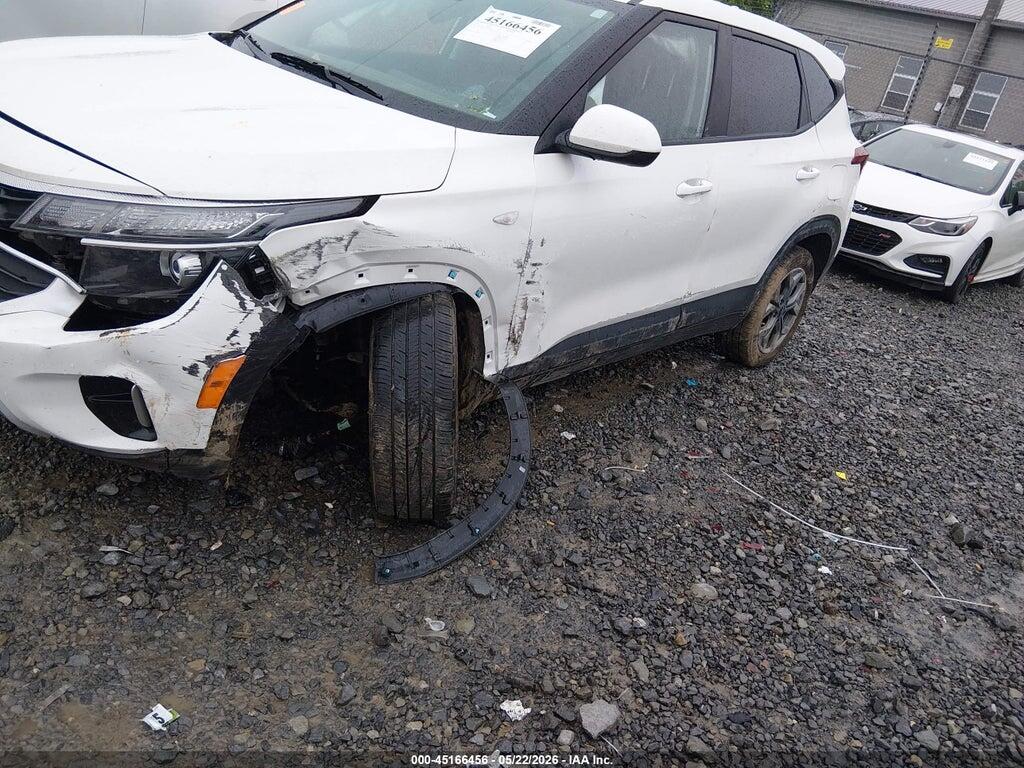 KNDEPCAA0R7620295 2024 KIA SELTOS photo no. 6