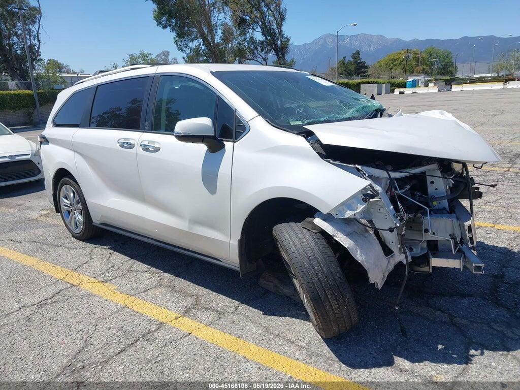 5TDERKEC3RS209317 2024 TOYOTA SIENNA photo no. 1