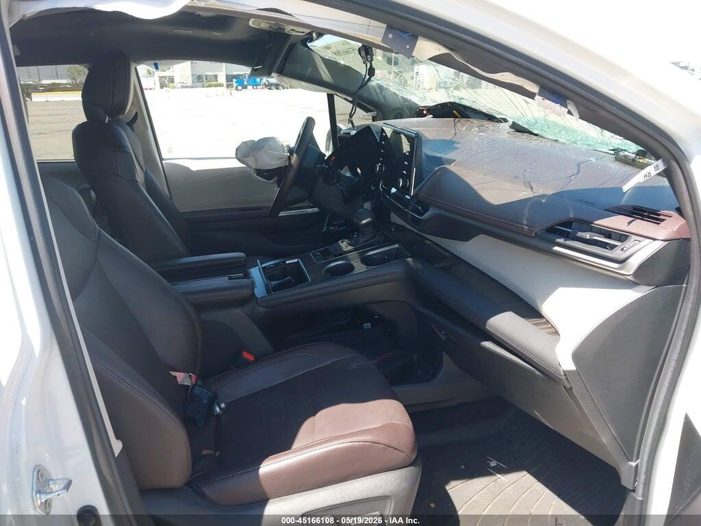 5TDERKEC3RS209317 2024 TOYOTA SIENNA photo no. 5