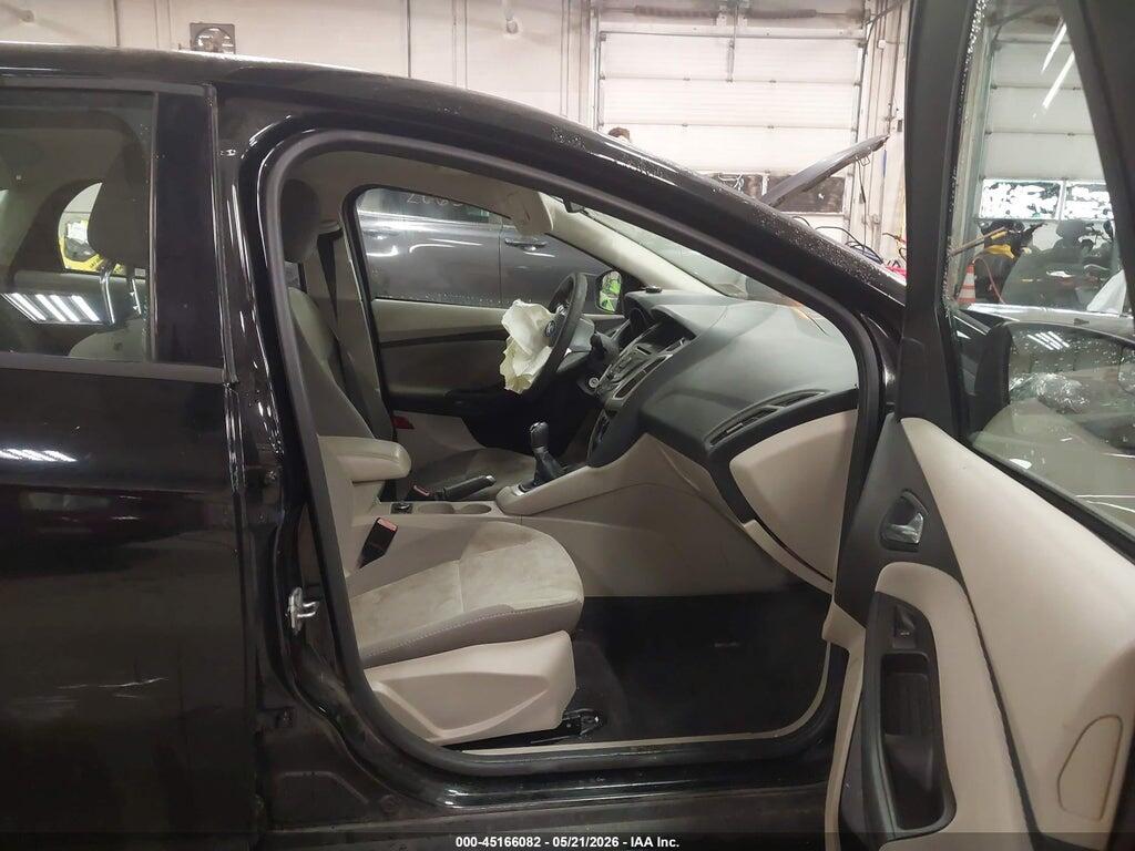 1FAHP3F24CL218783 2012 FORD FOCUS photo no. 5
