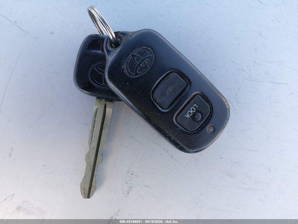 JTDDR32T720121725 2002 TOYOTA CELICA photo no. 11