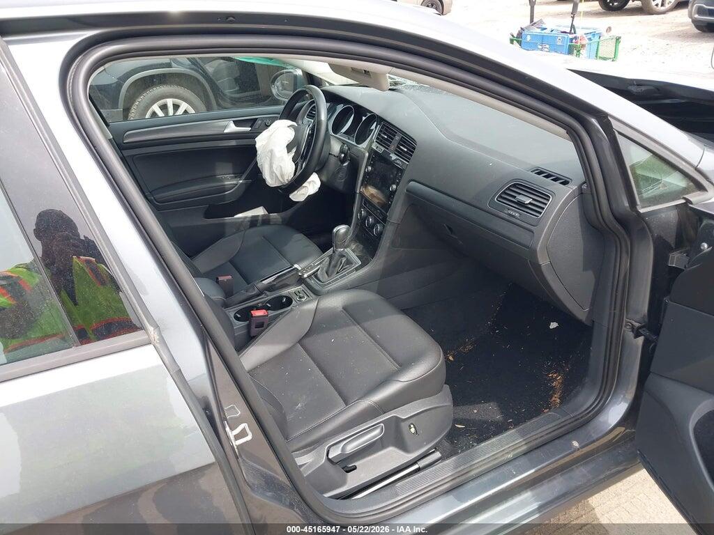 3VWG17AU8JM272135 2018 VOLKSWAGEN GOLF photo no. 5