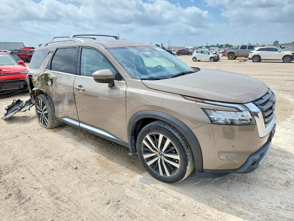 2023 NISSAN PATHFINDER PLATINUM — Фото 4 из 14