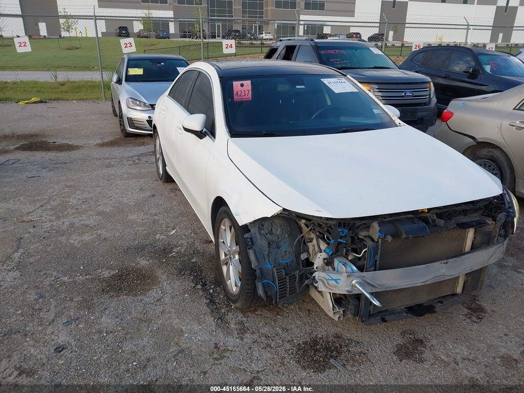 WDD3G4FB8KW021788 2019 MERCEDES-BENZ A 220 photo no. 1