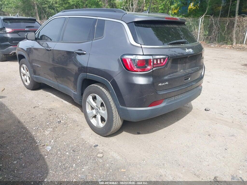 3C4NJDBB7KT670112 2019 JEEP COMPASS photo no. 3