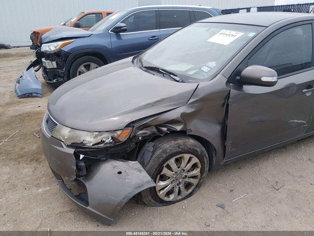KNAFU4A27A5850277 2010 KIA FORTE photo no. 6