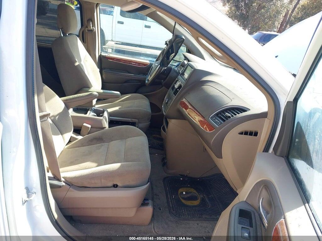 2C4RC1BG4ER237652 2014 CHRYSLER TOWN & COUNTRY photo no. 5