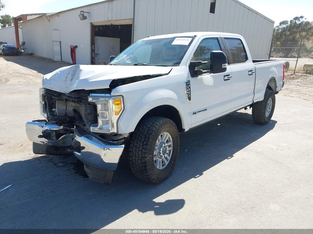 1FT7W2BT9HEF19479 2017 FORD F-250 photo no. 2