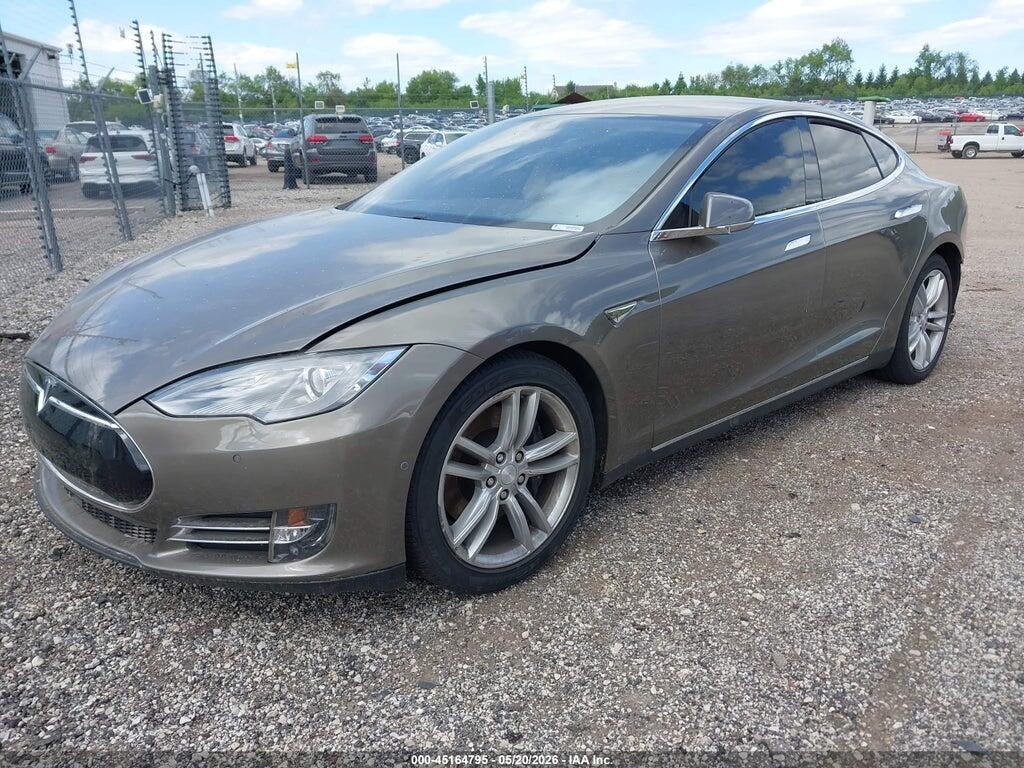 5YJSA1S22FF098372 2015 TESLA MODEL S photo no. 2