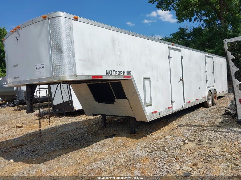 4U01C38263A014988 2003 J & L UTILITY TRLR photo no. 2