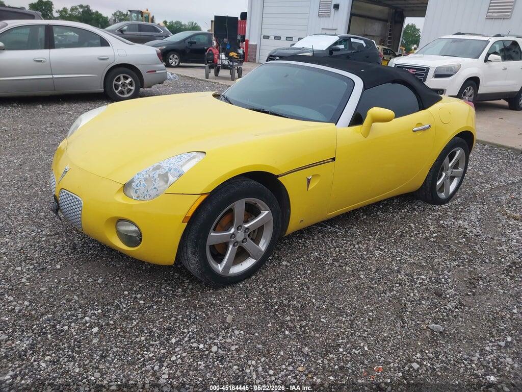 1G2MB35B47Y122853 2007 PONTIAC SOLSTICE photo no. 2