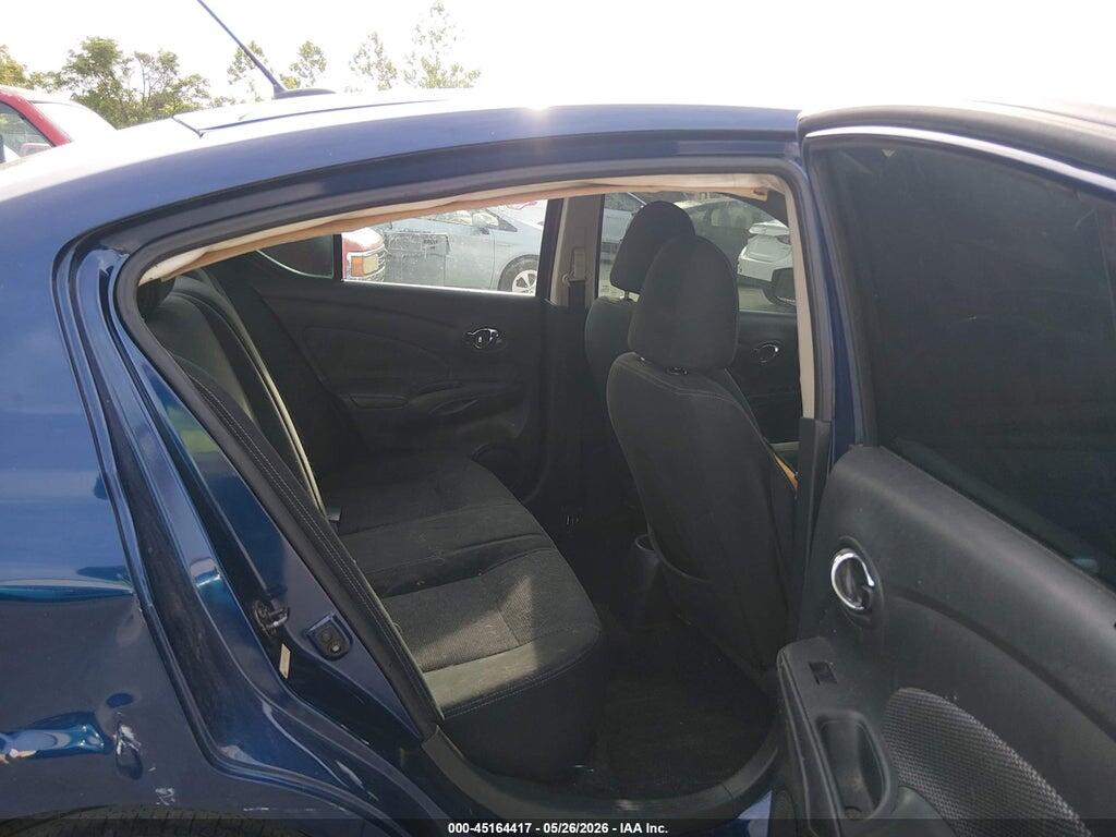 3N1CN7AP8KL835159 2019 NISSAN VERSA photo no. 8