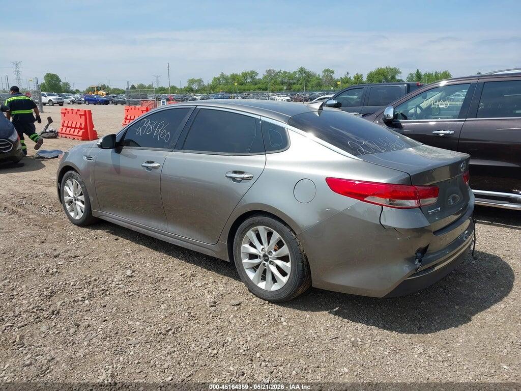 5XXGU4L31JG185319 2018 KIA OPTIMA photo no. 3