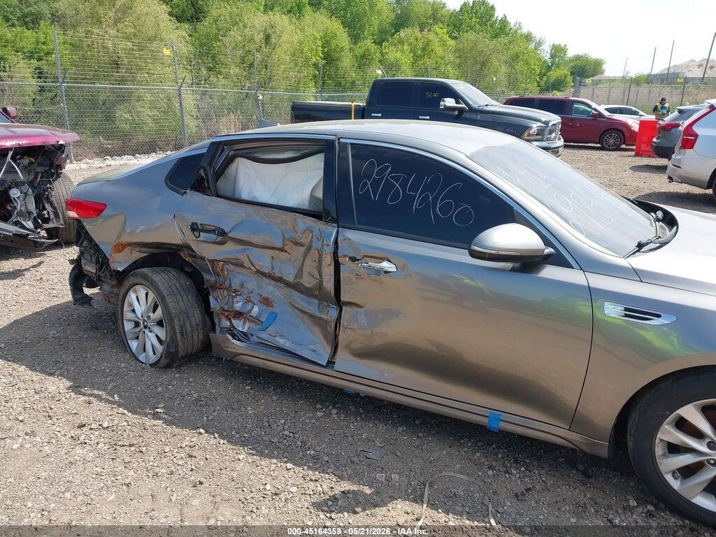 5XXGU4L31JG185319 2018 KIA OPTIMA photo no. 6