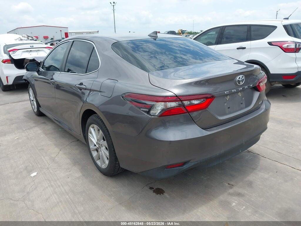 4T1C11AK1MU447964 2021 TOYOTA CAMRY photo no. 3