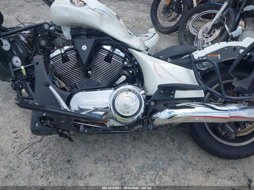 5VPTW36N6C3011606 2012 VICTORY MOTORCYCLES CROSS COUNTRY photo no. 9