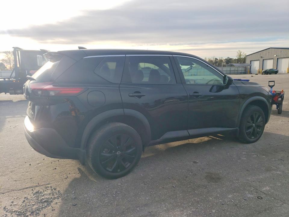 2023 NISSAN ROGUE SV — Фото 3 из 13