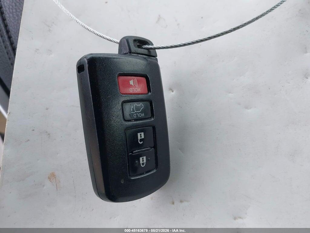 5TDDCRFH3ES004445 2014 TOYOTA HIGHLANDER HYBRID photo no. 11