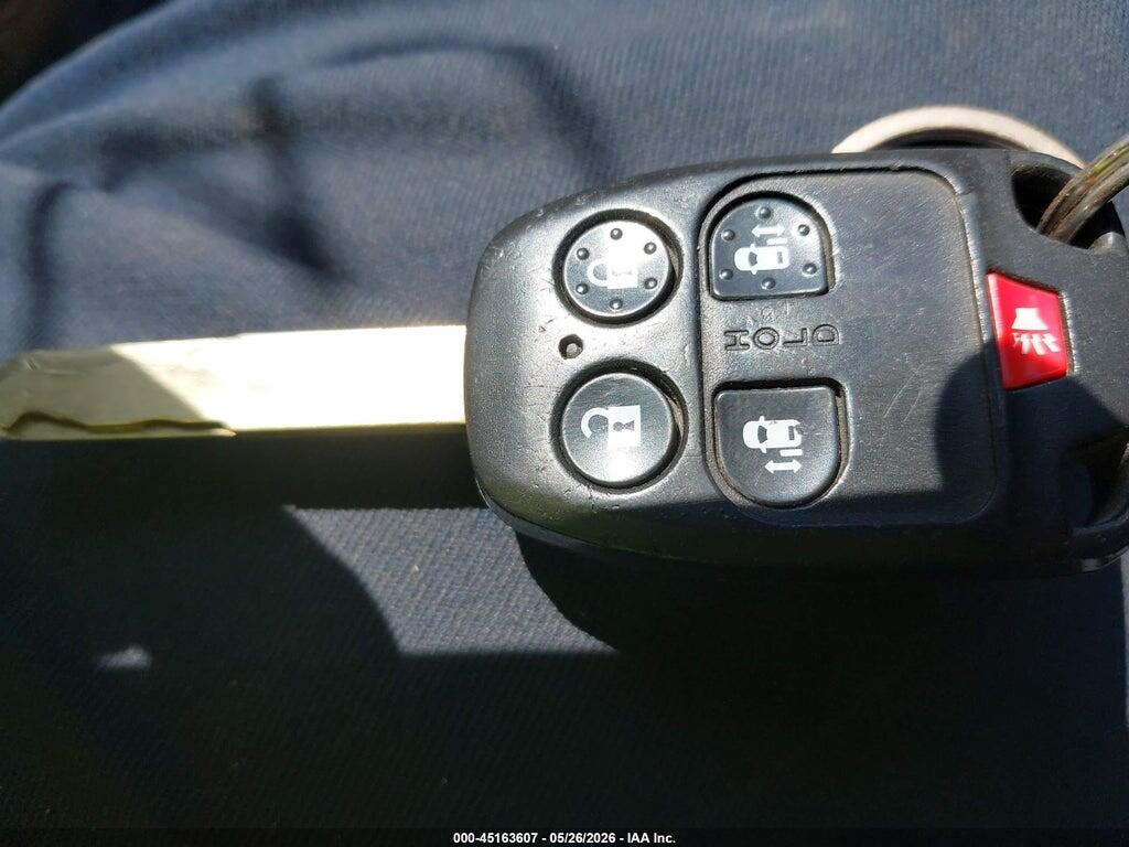 5FNRL5H61BB051709 2011 HONDA ODYSSEY photo no. 11