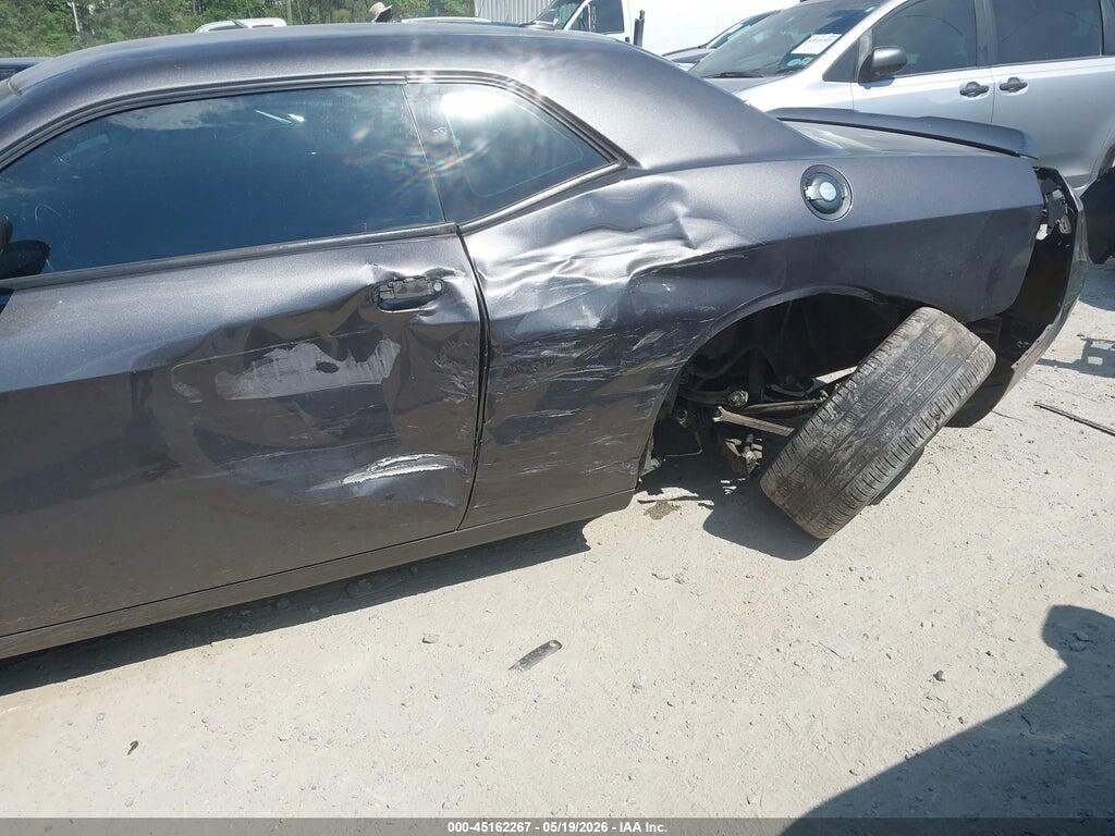 2C3CDZBT4GH306514 2016 DODGE CHALLENGER photo no. 6