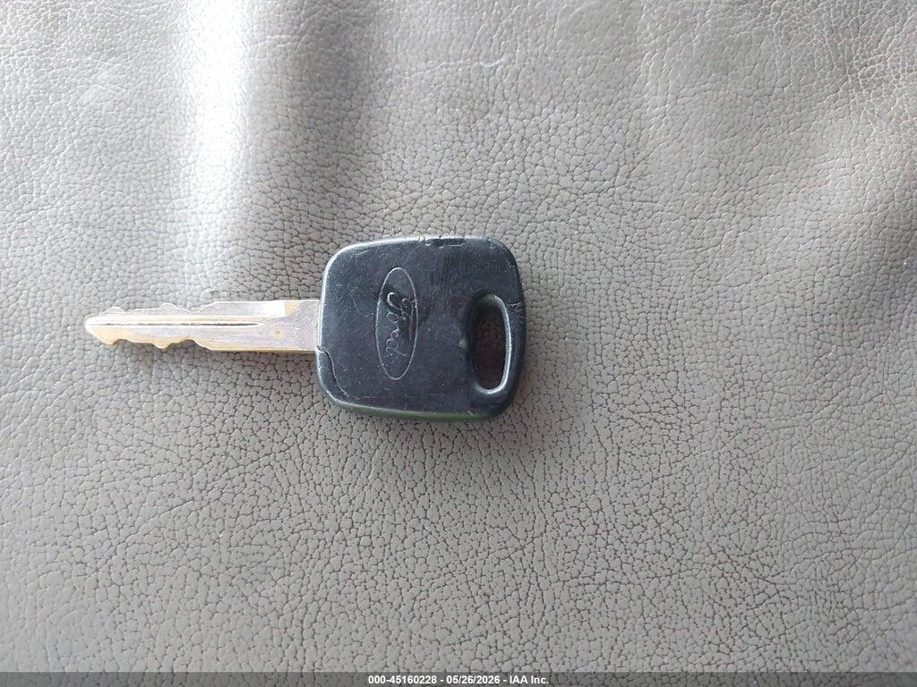 1FMSU41F62EB66502 2002 FORD EXCURSION photo no. 11
