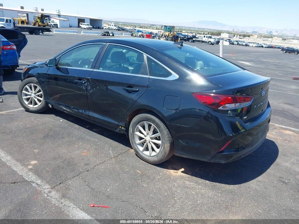 5NPE24AF6JH699441 2018 HYUNDAI SONATA photo no. 3