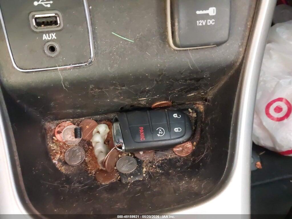 3C4NJCBB9JT105661 2018 JEEP COMPASS photo no. 11