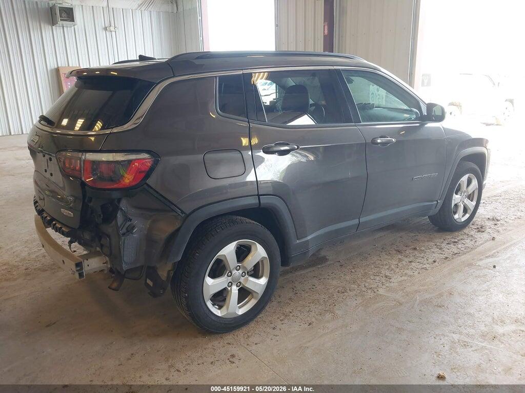 3C4NJCBB9JT105661 2018 JEEP COMPASS photo no. 4