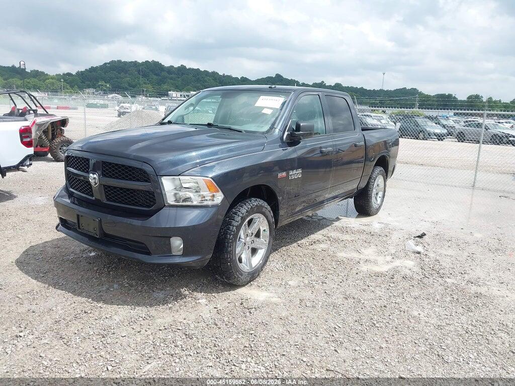 3C6RR7KT3JG196615 2018 RAM 1500 photo no. 2