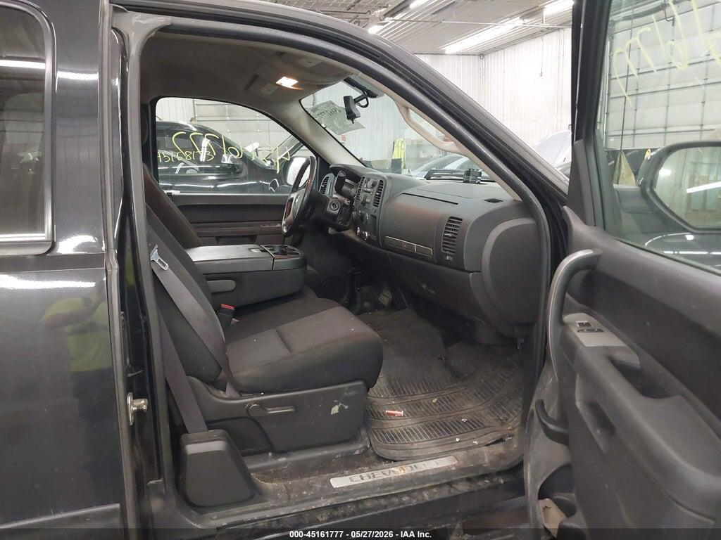 1GCSKSE36AZ200069 2010 CHEVROLET SILVERADO 1500 photo no. 5
