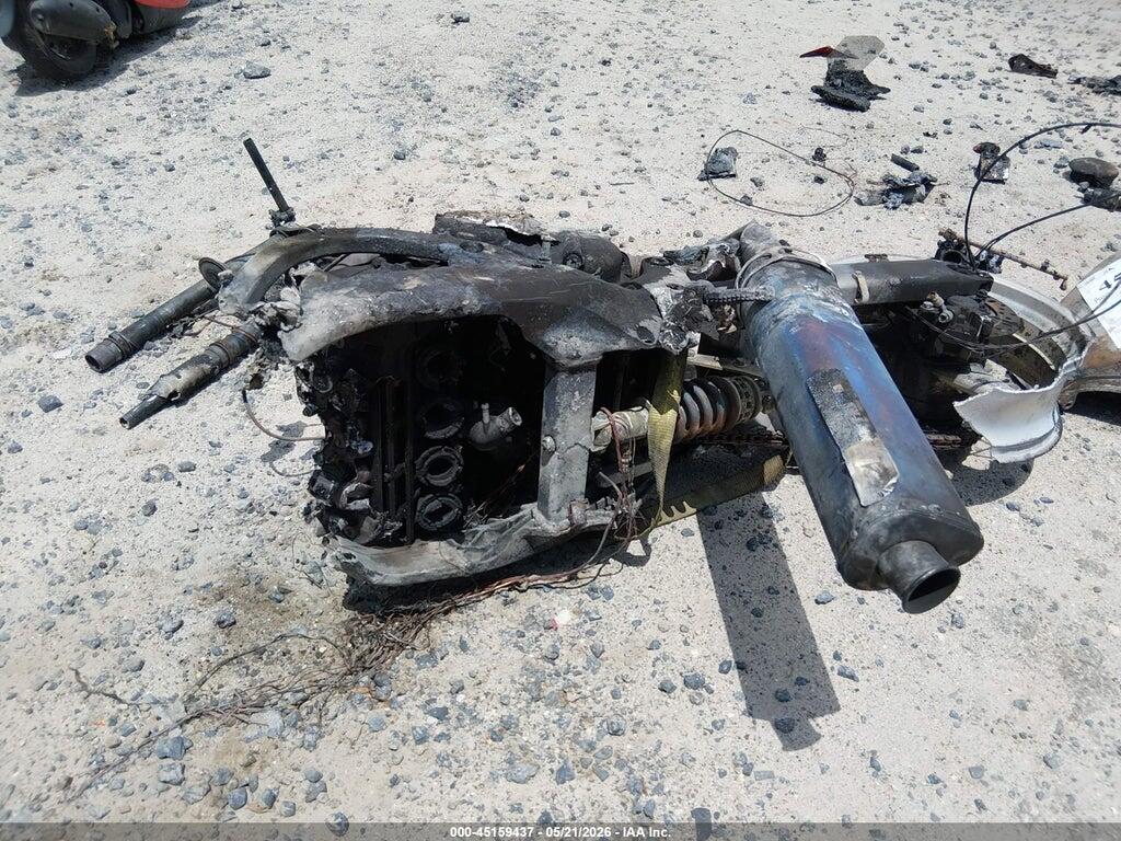 JH2PC35031M210786 2001 HONDA CBR600 photo no. 9