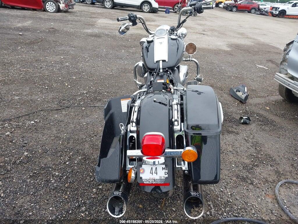 1HD1FBC16MB617074 2021 HARLEY-DAVIDSON FLHR photo no. 6