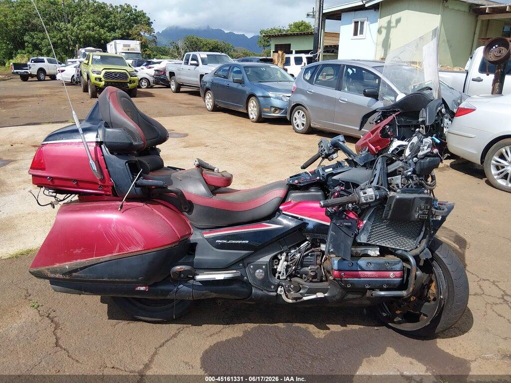 JH2SC68Y4FK100152 2015 HONDA GL1800 photo no. 12