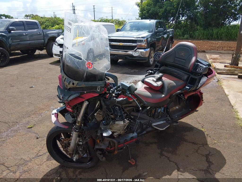 JH2SC68Y4FK100152 2015 HONDA GL1800 photo no. 2