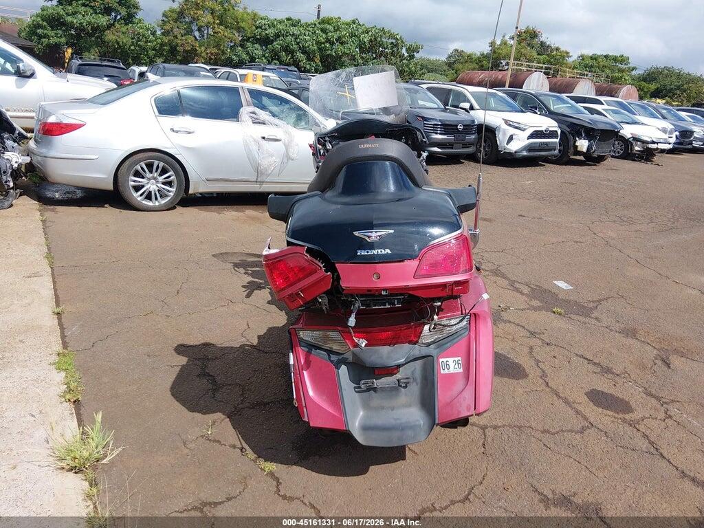 JH2SC68Y4FK100152 2015 HONDA GL1800 photo no. 6