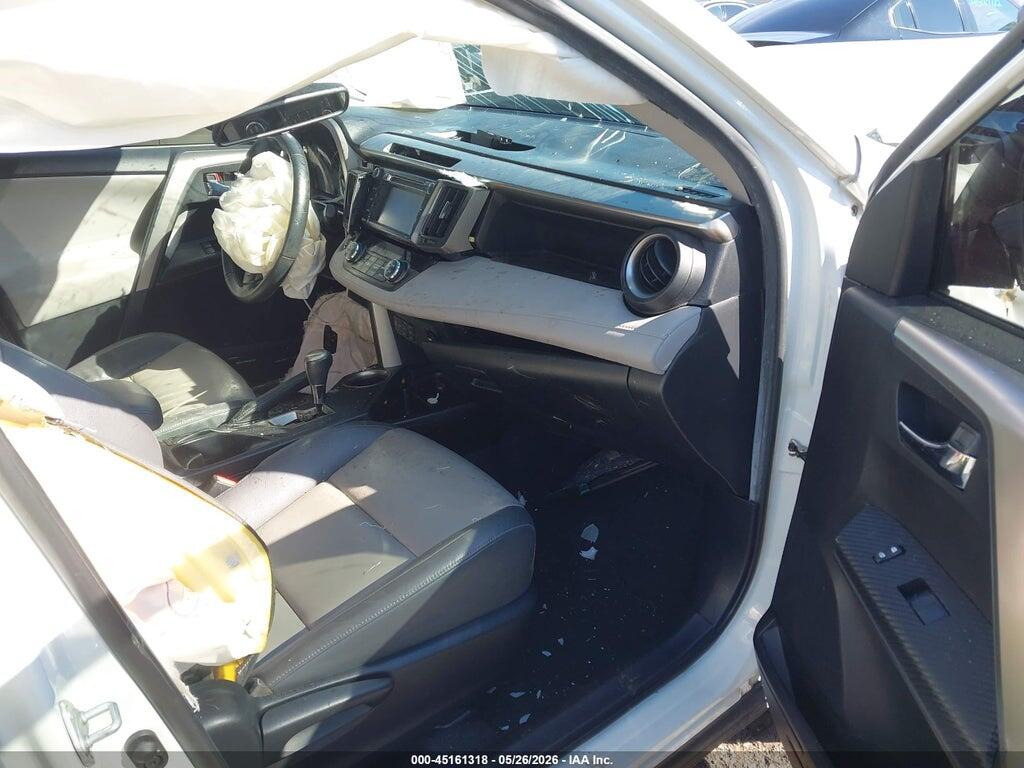 JTMDFREV5FJ034639 2015 TOYOTA RAV4 photo no. 5
