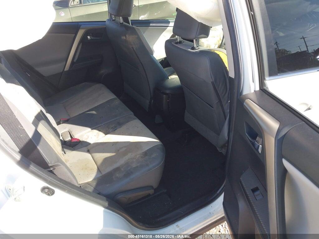 JTMDFREV5FJ034639 2015 TOYOTA RAV4 photo no. 8